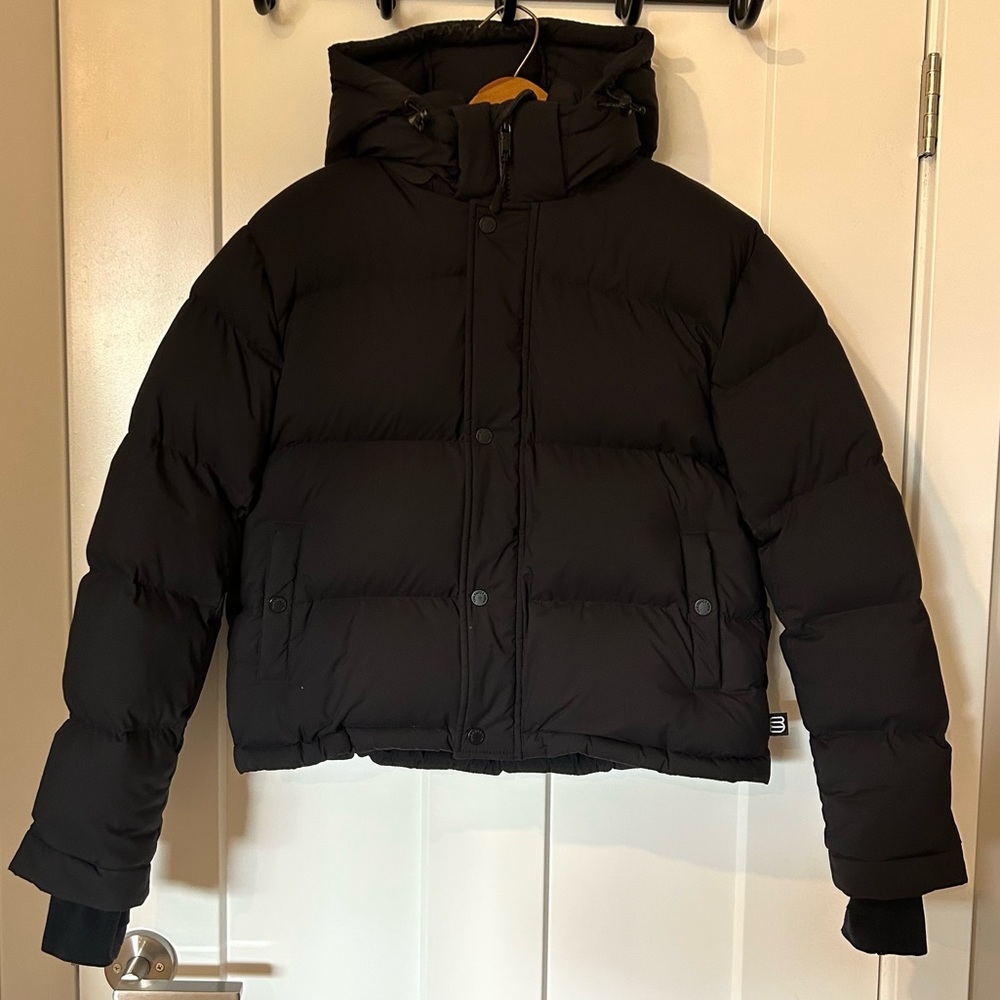 Aritzia Superpuff Shorty